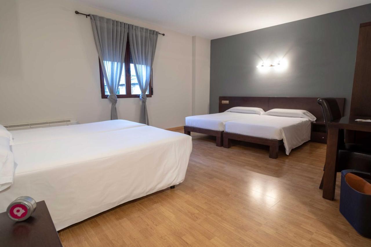 Hotel Alda Tordesillas Eksteriør billede